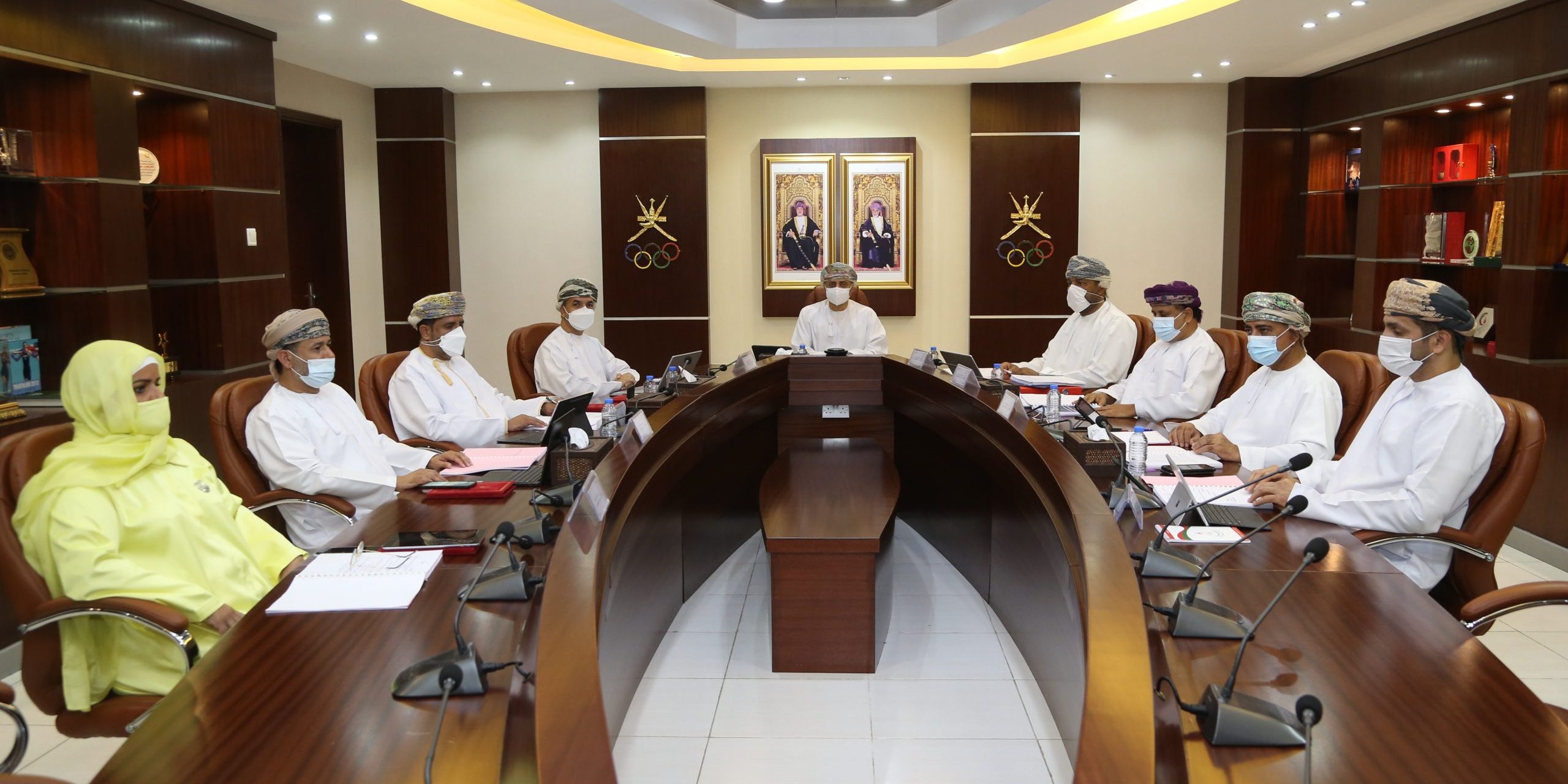 صورة أرشيفية من الاجتماع الأول