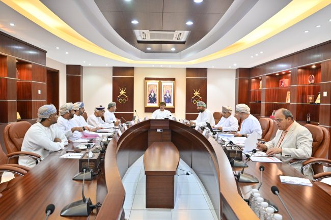 صورة أرشيفية من الاجتماع الأول للمجلس