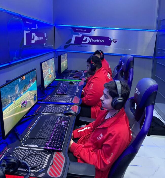 من تدريبات لاعبي منتخب الرياضات الإلكترونية